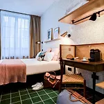 Republik Hotel 3*
