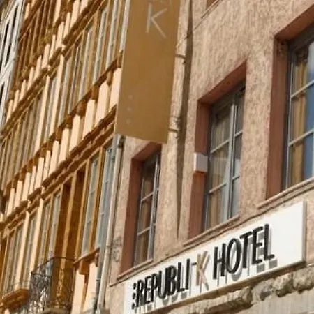 Republik Hotel