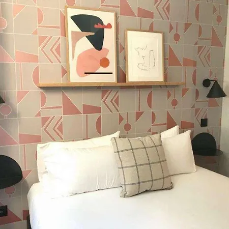 Otel Republik Lyon