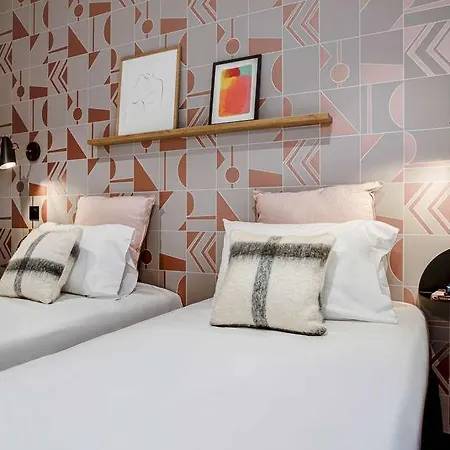 Hotel Republik 3*